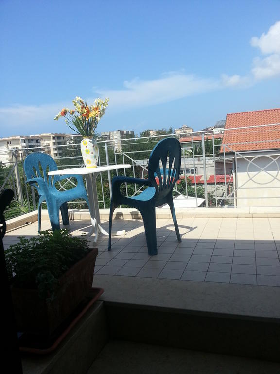 Hotel Mistef Falerna Cameră foto