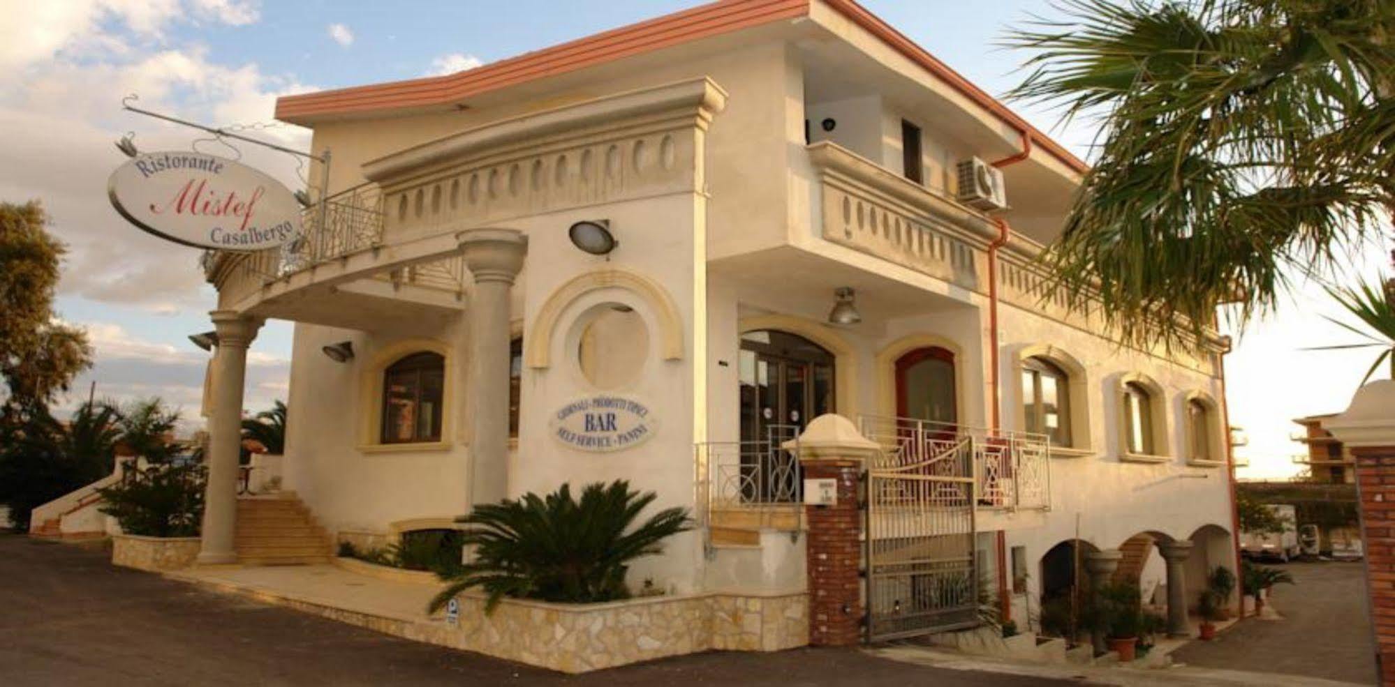 Hotel Mistef Falerna Exterior foto